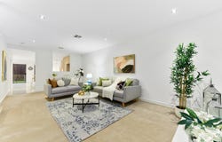 35 Ashberg Drive, Waterways, Vic 3195
