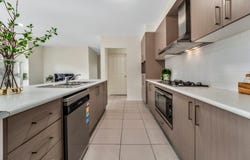 13 Apollo Place, Springfield Lakes, Qld 4300
