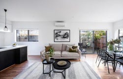 1/4 Clements Grove, Reservoir, Vic 3073
