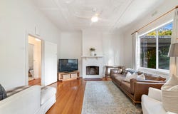 8 Carmichael Street, Hamilton, Vic 3300