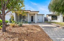 6 Student Loop, Coolbellup, WA 6163