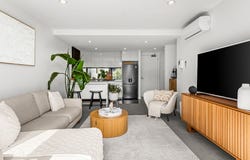 124/50 Catamaran Drive, Werribee South, Vic 3030