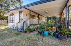 25 Grove Road, Russell Island, Qld 4184