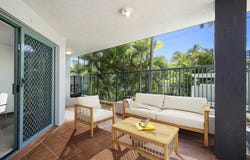 1/56 Coolangatta Road, Coolangatta, Qld 4225