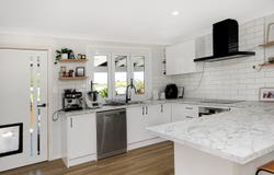 29 Bell Street, Dunbogan, NSW 2443