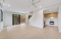 1/25 Botanica Dr, Sippy Downs, Qld 4556