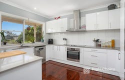 7 Neave Avenue, Figtree, NSW 2525