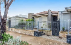 60 Arizona Parade, Golden Bay, WA 6174