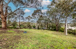 10 Livingstone Road, Eltham, Vic 3095
