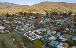 19 Wallace Street, Mount Beauty, Vic 3699