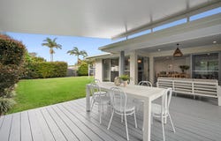 41 Surfrider Place, Mudjimba, Qld 4564