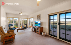 2/5 Dryden Close, Nowra, NSW 2541