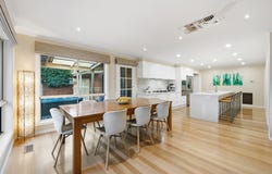 4 Narrawong Close, Rowville, Vic 3178