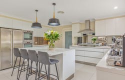 61 Oakey Forest Road, Marrangaroo, NSW 2790