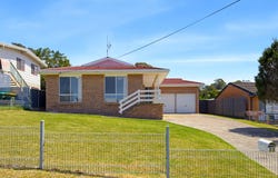 33 Pacific Road, Surf Beach, NSW 2536