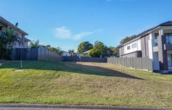 8 Lake View Avenue, Brightwaters, NSW 2264