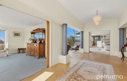 14 Rose Court, Sandy Bay, Tas 7005