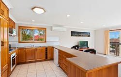 42 Carnation Road, Manly West, Qld 4179