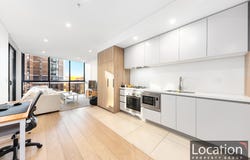 445/9 Maple Tree Road, Westmead, NSW 2145