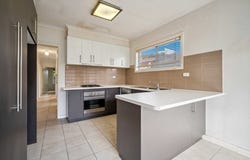 7 Regent Drive, Canadian, Vic 3350