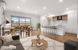 10 Fairywren Street, Armstrong Creek, Vic 3217