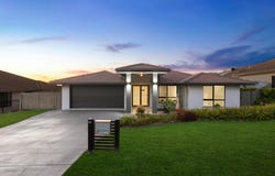 33 Nagle Drive, Norman Gardens, Qld 4701