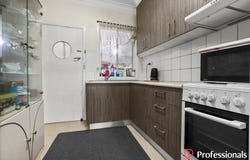 24 Waterside Crescent, Carramar, NSW 2163
