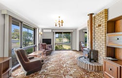 24 Gosney Street, Winchelsea, Vic 3241