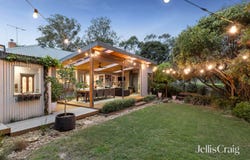 8-10 Long View Road, Croydon South, Vic 3136