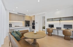 107/180 Marine Parade, Labrador, Qld 4215