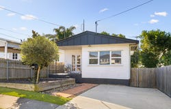 259 Brighton Road, Sandgate, Qld 4017