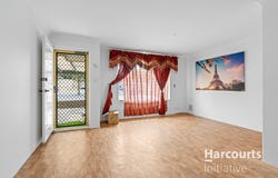 17 Oakleaf Circle, Mirrabooka, WA 6061