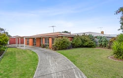 2 Kossecks Place, Belmont, Vic 3216