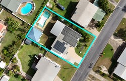 8 Canonbar Street, Clinton, Qld 4680