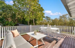 42 Raymond St, Shorncliffe, Qld 4017