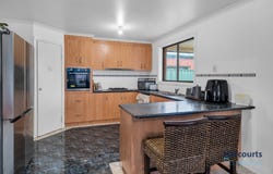 17 Prospector Drive, Cairnlea, Vic 3023