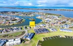 1 Shannon Place, Hindmarsh Island, SA 5214