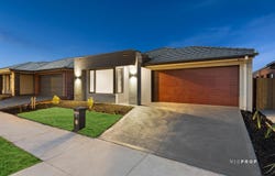 62 Winfred Drive, Mambourin, Vic 3024