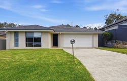 8 Flat Top Drive, Woolgoolga, NSW 2456