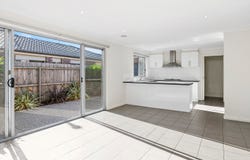 18 Swamphen Drive, Leopold, Vic 3224