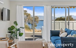 1/70 Esplanade, Rose Bay, Tas 7015