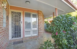 2/9 Lawford Close, Warners Bay, NSW 2282