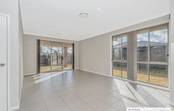 30 Holmfield Drive, Armidale, NSW 2350