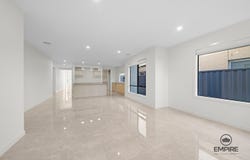 3 Falconer Court, Clyde North, Vic 3978