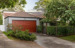 30 Douglas Street, Sherwood, Qld 4075