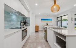 90 Loaders Lane, Coffs Harbour, NSW 2450