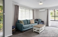 1/56 Nankoor Crescent, Howrah, Tas 7018
