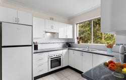 2/15 Burne Avenue, Dee Why, NSW 2099