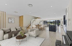 5 The Boulevard, Benowa, Qld 4217