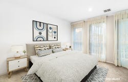 32 GREVILLEA CRESCENT, Hoppers Crossing, Vic 3029